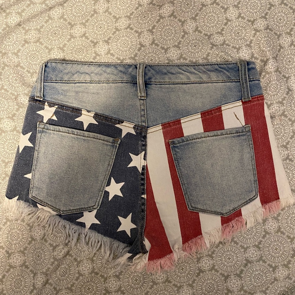 american flag shorts
